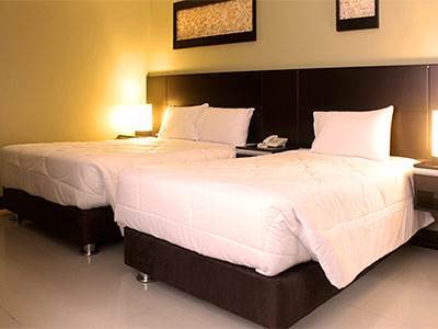 Laurent's Deluxe 3* Lima