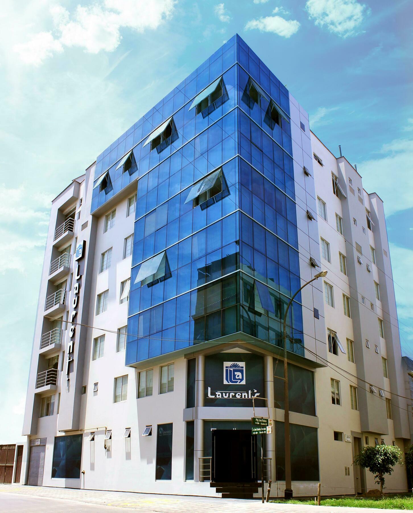 Laurent's Deluxe Hotel 3*